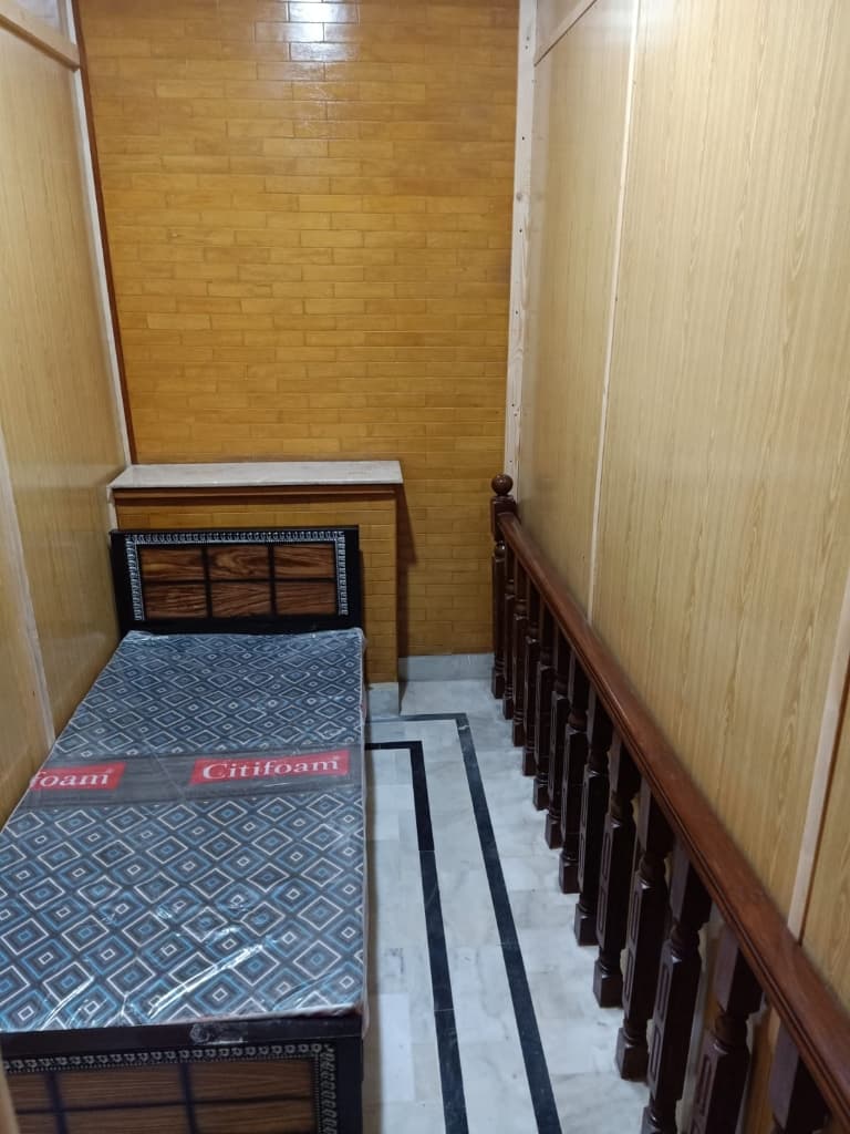 Single / Cubical Room at Students Shelter