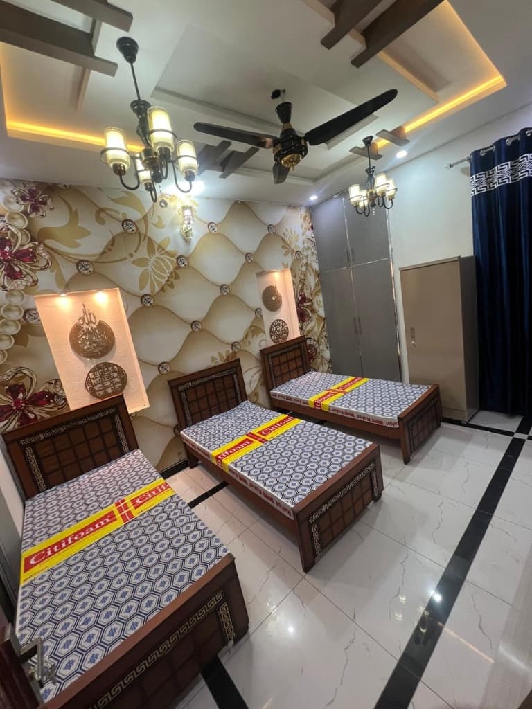 Three Seater Room at Students Shelter