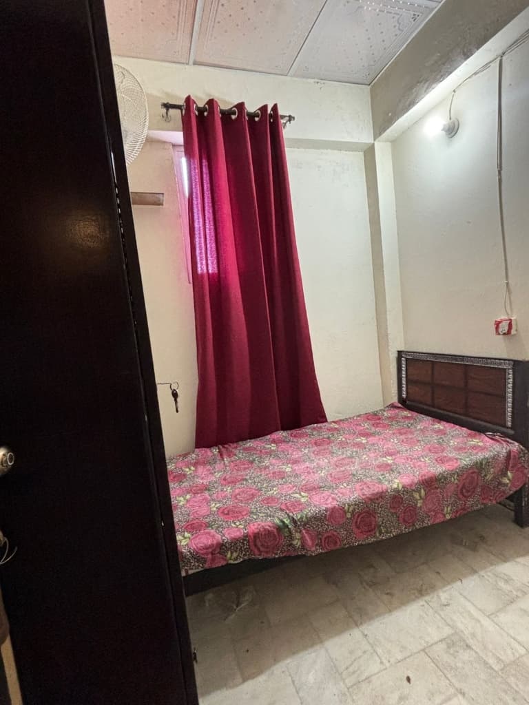Single Cubical Room at Students Shelter